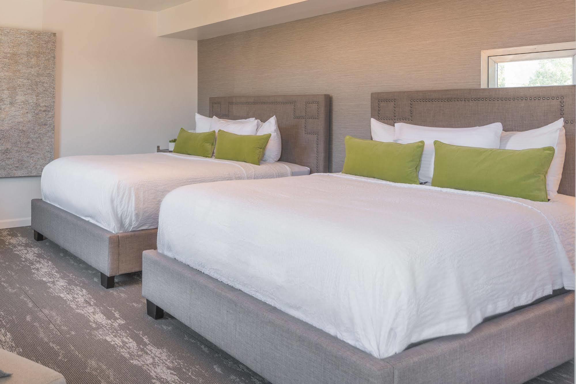 Hotel The Greens On Del Paso Sacramento